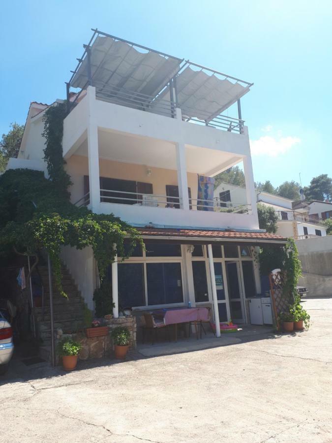 Apartamento Mala Basina -Maslina Vrbanj Exterior foto